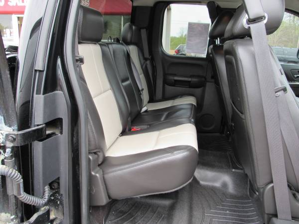 2010 GMC Sierra 1500 SLT Ext Cab 4WD - - by dealer for sale in Alliance, OH – photo 7