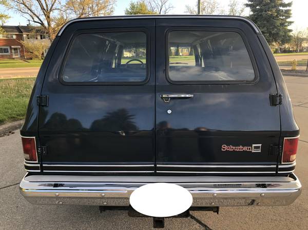 1986 GMC Suburban 2WD Garage Kept Low Miles Excellent Condition for sale in Other, OH – photo 4