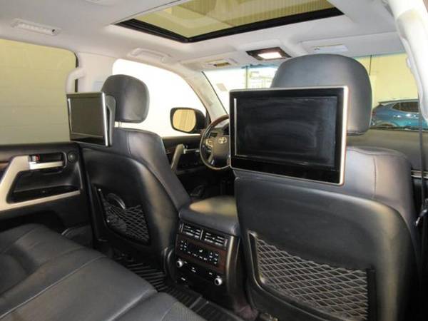 2016 TOYOTA LAND CRUISER - KBB Says $65,972...We Say $60,153 - cars... for sale in Green Bay, WI – photo 8