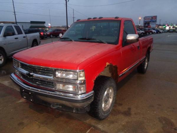1994 Chevrolet C/K 1500 Reg Cab 117.5" WB 4WD - cars & trucks - by... for sale in Marion, IA
