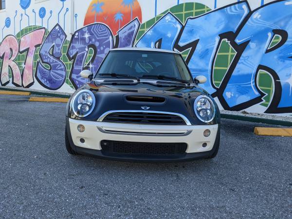 Mini Cooper S R53 - A lot of new parts and tires! - cars & trucks -... for sale in Boca Raton, FL – photo 5