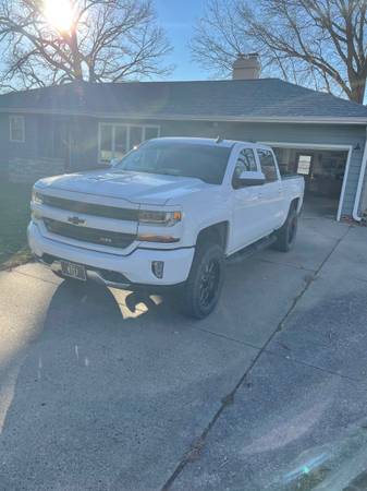 2017 Silverado Z71 LT - cars & trucks - by owner - vehicle... for sale in Creston, IA – photo 2