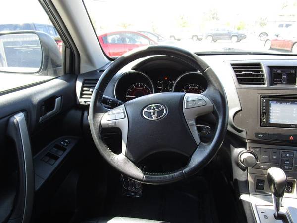 One Owner 2010 Toyota Highlander SE 3rd Row Seating! for sale in Lynnwood, WA – photo 15