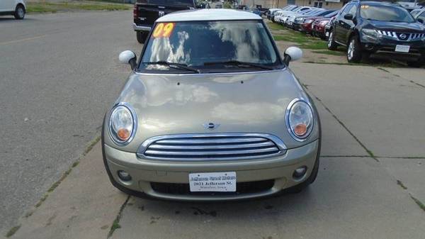 09 mini cooper 106,000miles $4500 **Call Us Today For Details** for sale in Waterloo, IA – photo 2