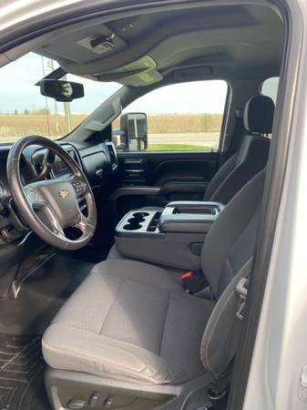 2018 Chevy Silverado 1500 LT for sale in De Pere, WI – photo 8