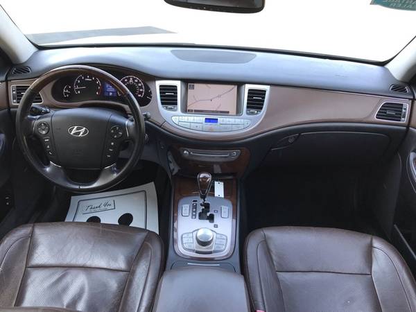 2011 HYUNDAI GENESIS*No Accidents*Leather*Navigation*Back-Up Camera* for sale in Sevierville, TN – photo 15