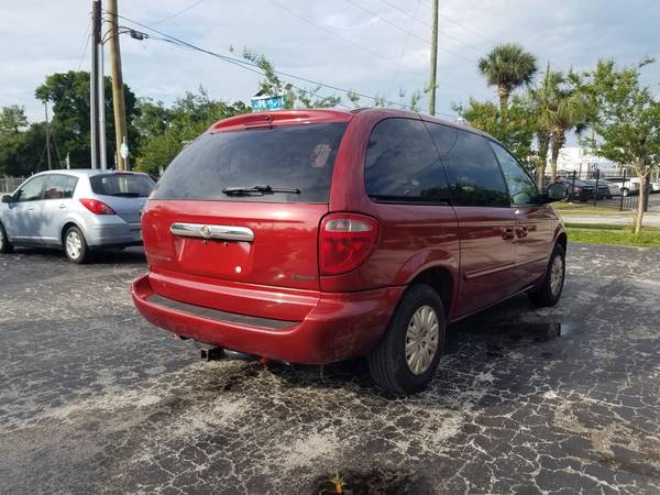 2005 Chrysler Town and Country (One Owner) - 2800 Cash - cars & for sale in Daytona Beach, FL – photo 15