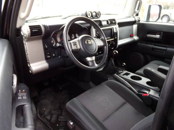 2007 FJ Cruiser TRD 6 Spd Manual - - by dealer for sale in Forest Lake, MN – photo 4