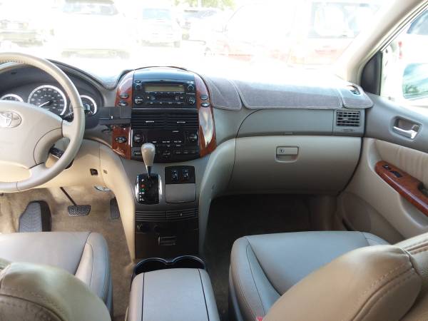 2005 toyota sienna xle with leather for sale in Lincoln, CA – photo 6