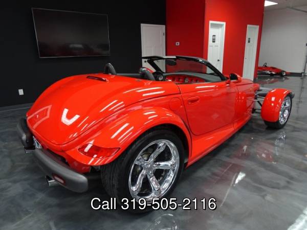1999 Plymouth Prowler Roadster * Like new * Only 1,461 miles * -... for sale in Waterloo, IA – photo 4