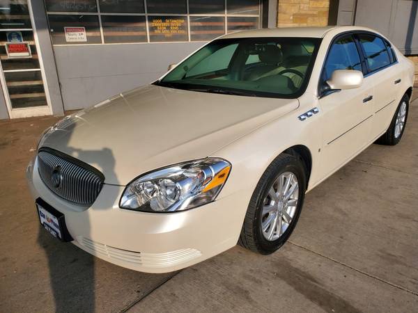 2009 BUICK LUCERNE - - by dealer - vehicle automotive for sale in MILWAUKEE WI 53209, WI – photo 2