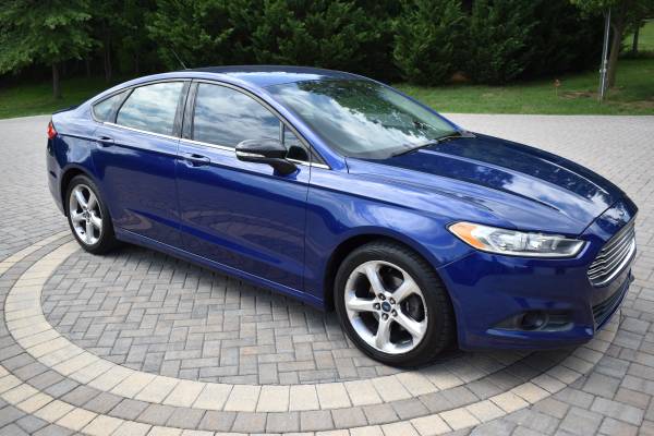2013 Ford Fusion **Low Price** - cars & trucks - by dealer - vehicle... for sale in Harrisonburg, VA – photo 6