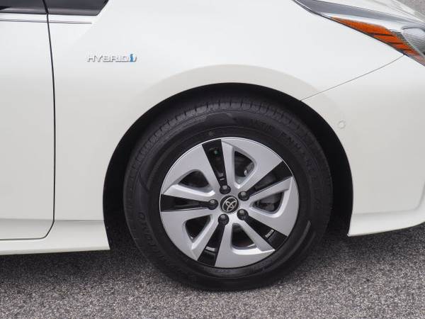 2018 Toyota Prius Three - - by dealer - vehicle for sale in Asheboro, NC – photo 18