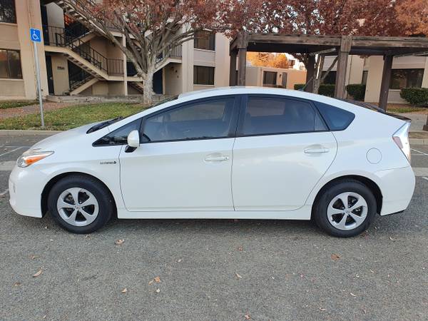 2013 Toyota Prius Two, only 24K miles! - - by dealer for sale in Fairfield, CA – photo 8