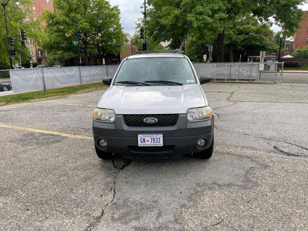 2005 Ford Escape XLT 4WD for sale in Washington, District Of Columbia – photo 3