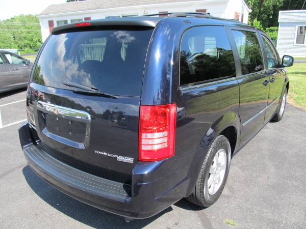 2010 CHRYSLER TOWN & COUNTRY TOURING, LEATHER, 3/5 POWER TRAIN WTY -... for sale in LOCUST GROVE, VA 22508, VA – photo 7