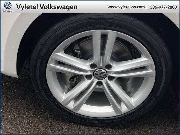 2014 Volkswagen Passat sedan 4dr Sdn 2.0L DSG TDI SEL Premium -... for sale in Sterling Heights, MI – photo 7