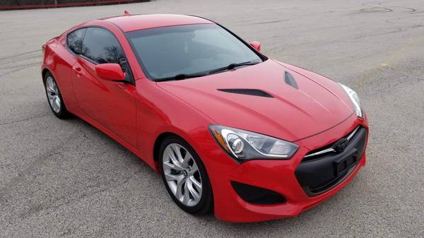 2013 Hyundai Genesis Turbo! Only 8000 miles! - cars & trucks - by... for sale in Carol Stream, IL – photo 4