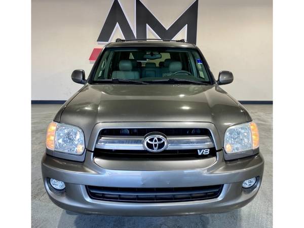 2005 TOYOTA SEQUOIA SR5 - cars & trucks - by dealer - vehicle... for sale in Sacramento , CA – photo 2