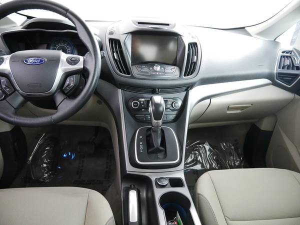 2013 Ford C-Max Hybrid SE - - by dealer - vehicle for sale in Inver Grove Heights, MN – photo 18