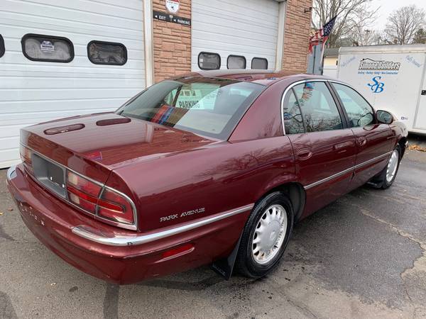 ☼☼ 1998 BUICK PARK AVENUE LOW MILES, CLEAN AND STRAIGHT! - cars &... for sale in West Haven, CT – photo 13