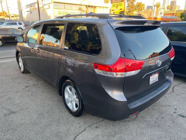 2012 TOYOTA SIENNA LE / CLEAN TITLE / NO ACCIDENT / 1 OWNER - cars &... for sale in Los Angeles, CA – photo 6