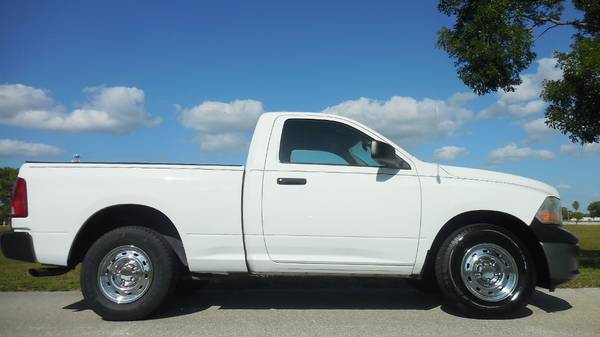 2011 Dodge RAM 1500 72k~V6~NEW TIRES~COLD AIR~ AUTO~F-150 silverado for sale in Fort Myers, FL – photo 3