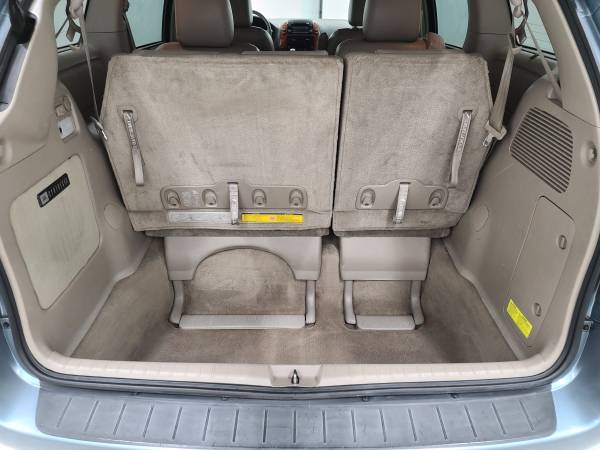 2010 Toyota Sienna XLE Seats 7! Moon! Heated Seats! DVD! 138k Mi! -... for sale in Suamico, WI – photo 11
