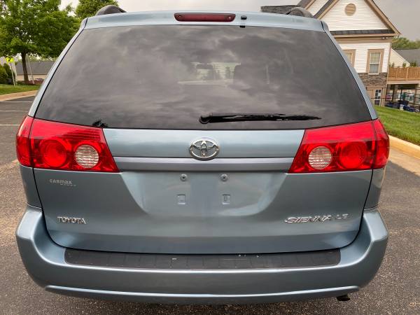 2009 Toyota Sienna LE Excellent Shape Clean Title Clean Record for sale in MANASSAS, District Of Columbia – photo 7