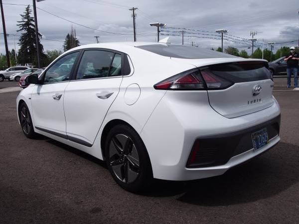 2020 Hyundai IONIQ Hybrid Limited - - by dealer for sale in Beaverton, OR – photo 8