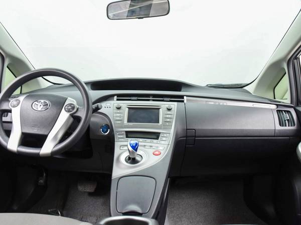 2014 Toyota Prius Plugin Hybrid Hatchback 4D hatchback White -... for sale in South El Monte, CA – photo 24