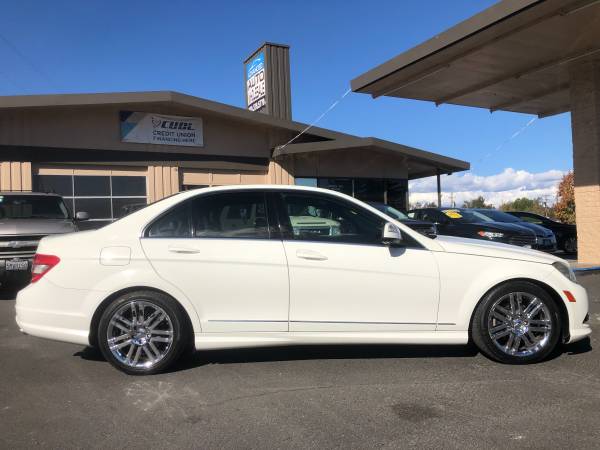 ** 2009 MERCEDES C 300 ** LEATHER LOADED - cars & trucks - by dealer... for sale in Anderson, CA – photo 2