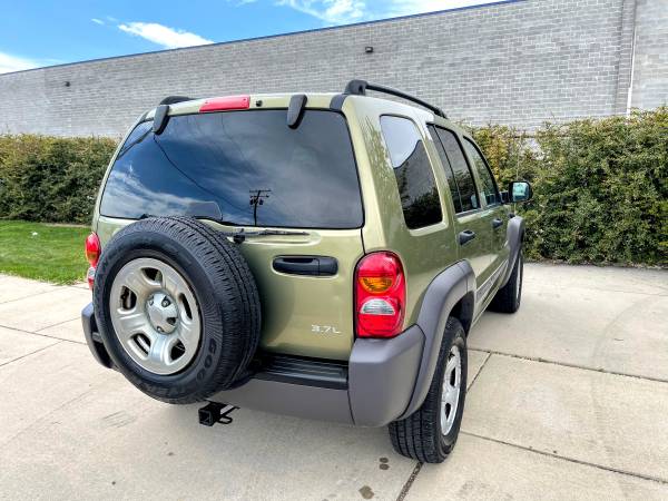 2004 JEEP LIBERTY 4X4 DRIVES GREAT - - by dealer for sale in Salt Lake City, UT – photo 6