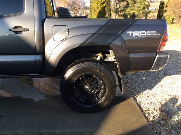 2013 Toyota Tacoma - cars & trucks - by owner - vehicle automotive... for sale in Middleton, ID – photo 2