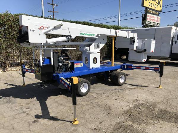 Certified 2007 SKYLIFT MINI ARB39 LIFT Boom Lift / Tree Work/ Signs... for sale in Los Angeles, ID – photo 5