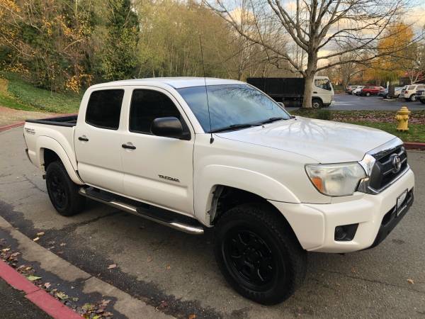 2012 Toyota Tacoma Double Cab SR5 TRD 4WD --Clean title, Auto,... for sale in Kirkland, WA – photo 3