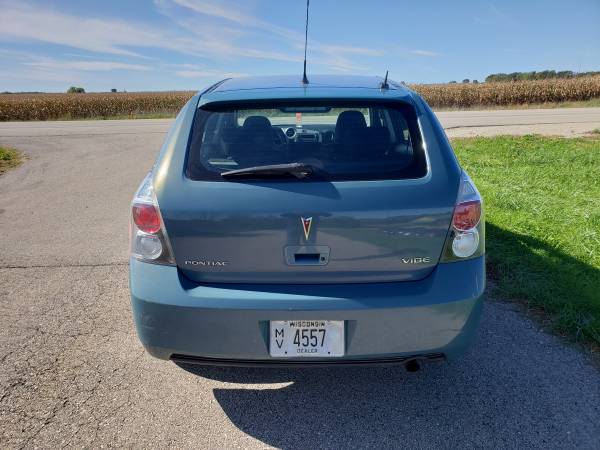 *** 2009 Pontiac Vibe 2.4 FWD *** VERY RARE COLOR !!! for sale in Deerfield, WI – photo 6