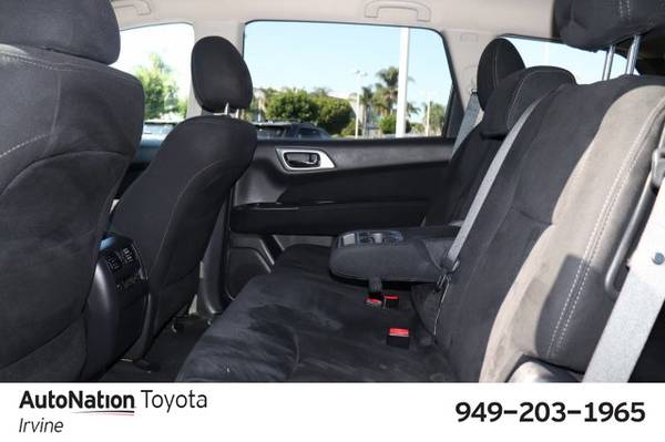 2015 Nissan Pathfinder SV SKU:FC718206 SUV for sale in Irvine, CA – photo 17
