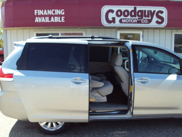 2013 Toyota Sienna 5dr 7-Pass Van V6 LE AWD (Natl) for sale in Waite Park, MN – photo 4