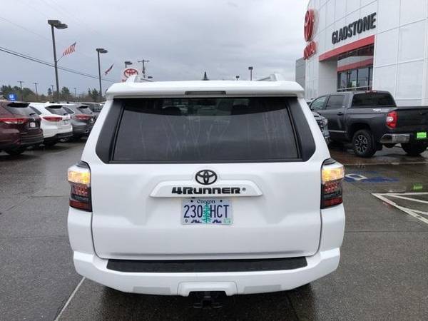 2018 Toyota 4Runner SR5 Premium CALL/TEXT - cars & trucks - by... for sale in Gladstone, OR – photo 4