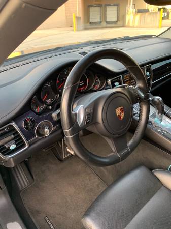 Porshe PANAMERA RUNS EXCELLENT LOW MILES for sale in Bolingbrook, IL – photo 12
