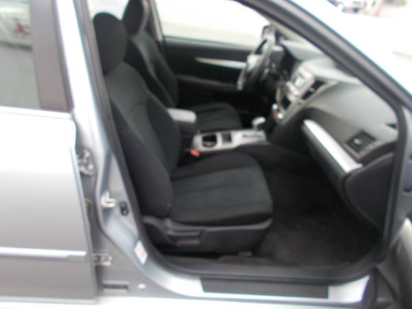 2014 Subaru Legacy ~ All Wheel Drive ~ Sharp Car! for sale in Warwick, CT – photo 20