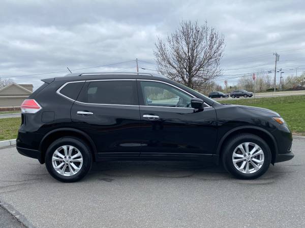 2015 NISSAN ROGUE SV LOW MILES! - - by dealer for sale in Northborough, MA – photo 8