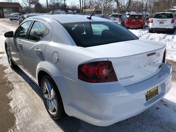 2011 Dodge Avenger LUX - - by dealer - vehicle for sale in Des Moines, IA – photo 4