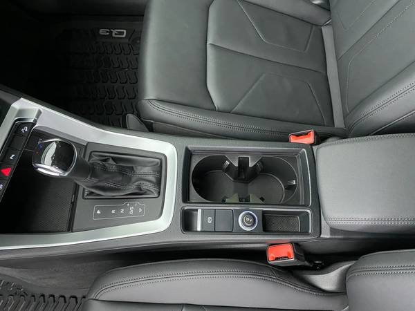 2020 Audi Q3 S line Premium Sport Utility 4D suv Orange - FINANCE -... for sale in Washington, District Of Columbia – photo 22