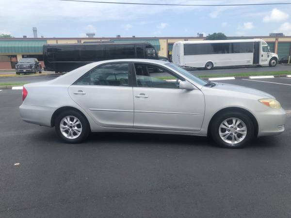 2004 Toyota Camry LE - cars & trucks - by owner - vehicle automotive... for sale in Margate, FL – photo 3
