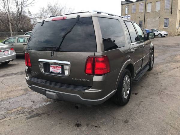 03 LINCOLN NAVIGATOR - - by dealer - vehicle for sale in milwaukee, WI – photo 5