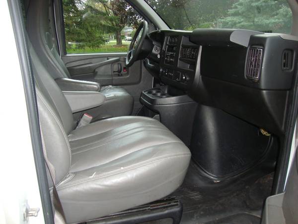 2015 Chevy Express 12 Passenger Van for sale in Racine, MI – photo 10
