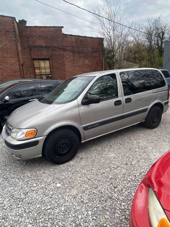 2004 Chevy Venture mini van - cars & trucks - by dealer - vehicle... for sale in Cincinnati, OH – photo 3