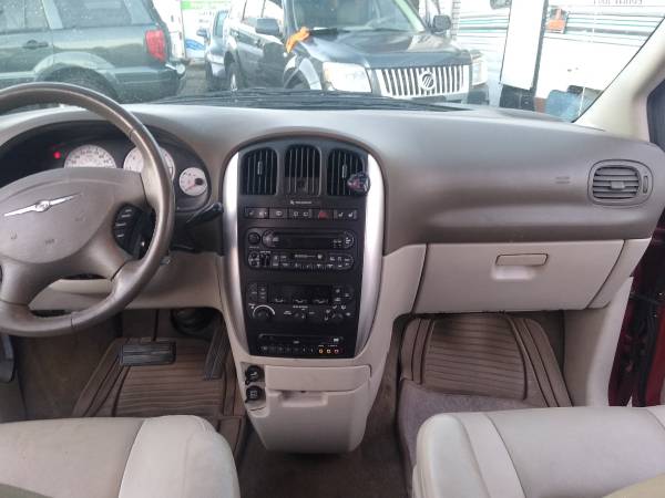 2007 Chrysler Town & Country Touring Limited DVD Auto Sliding $2995... for sale in Columbus, OH – photo 6
